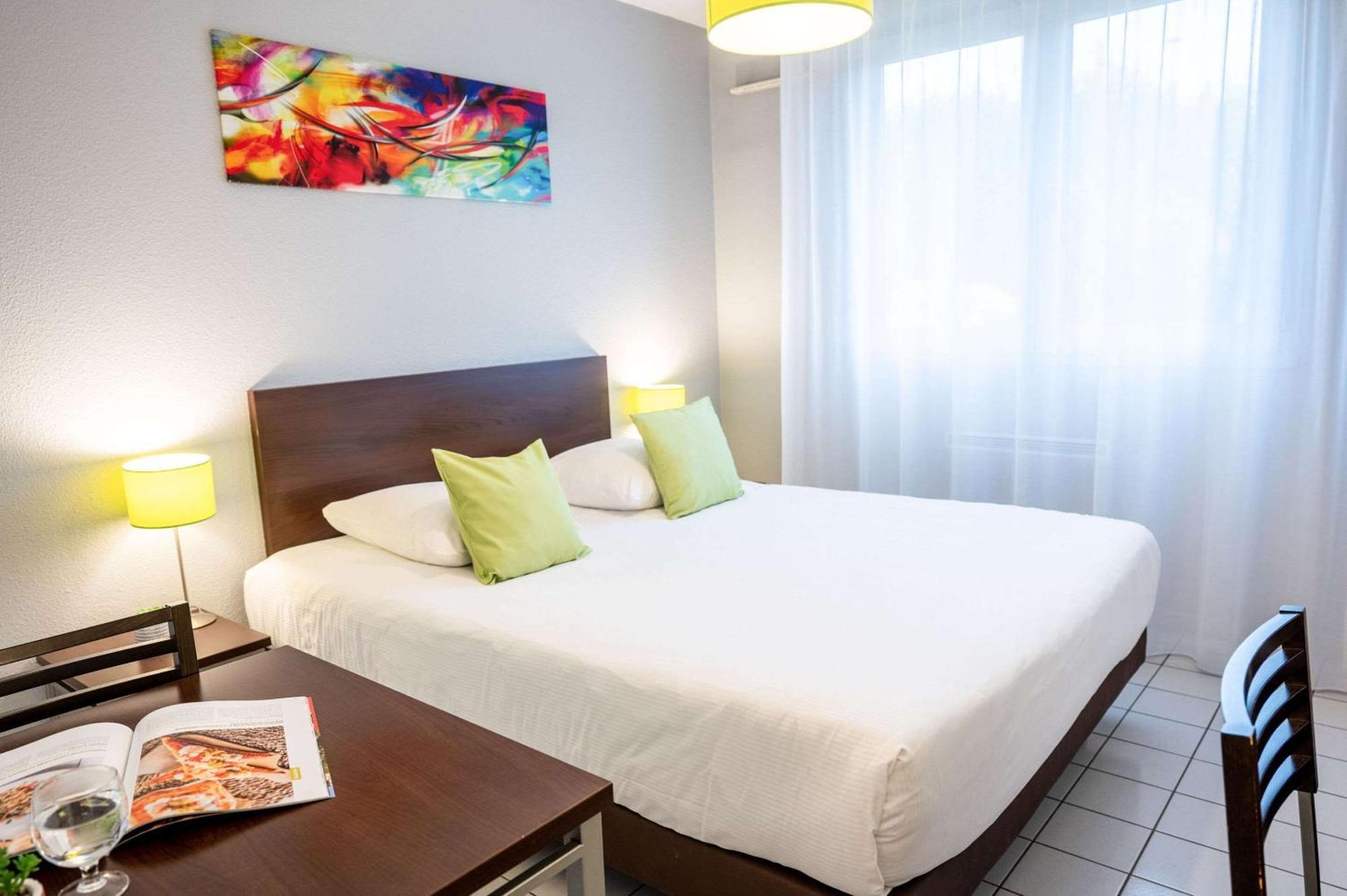 Zenitude Hôtel-Résidences La City Besanzón Exterior foto